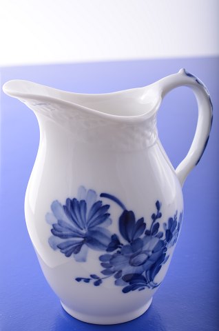 Royal Copenhagen Blaue Blume glatt  Rahmgiesser 8026