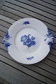 Blaue Blume Glatt Geschirr. Runde Platte 28,5cm 
vorher 1923