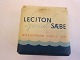 For samleren:
Leciton Special Sæbe
Fra Fabrikken Ilka A/S, København
"Æresdiplom Paris 1937", hvor Leciton Sæben vandt en flot sejr på udstilling i 
Paris.
Vi har et stort udvalg af gamle købmandsvarer med originalt indhold
Kontakt os for yderligere i