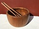 Nissen
salad bowl, salad set.
teakwood.
*500kr