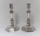 Christofle. Frankreich. Candlesticks. Ein paar. Höhe 22 cm. Versilbert 
Christofle in die Qualität