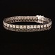 18kt whitegold tennis bracelet with 38 diamonds of ca. 0,05ct. L: 17,5cm