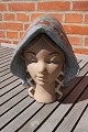 Antikkram präsentiert: Lladro Keramik & Steingut, Spanien. Gesicht der schönen Frau mit Haube