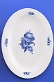 Royal Copenhagen Blaue Blume glatt Alte ovale Platte 8016