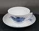 Antikkram 
präsentiert: 
Blaue 
Blume Glatt 
dänisch 
Geschirr. 2tlg. 
grosse 
Teetassen Nr. 
8269 aus 2. 
Wahl.