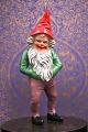 K&Co. presents: 
Old 
painted 
terracotta 
Santa Claus 
with a fine 
patina. 
Height: 24 cm.