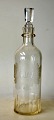 Pegasus – Kunst 
- Antik - 
Design 
präsentiert: 
Karaffe 
„Aquavit“, 
Holmegaard ca. 
1900, Dänemark.