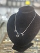 Stentoft Antik 
präsentiert: 
Sterling 
Silber 
Halskette 925 
eine elegante 
Halskette mit 
drei 
herzförmigen 
...