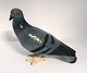 Lundin Antique 
präsentiert: 
Bing & 
Gründahl. 
Porzellanfigur. 
Taube. Modell 
1911. Länge 22 
cm. (2 Wahl)