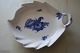 ViKaLi 
präsentiert: 
Royal 
Copenhagen (RC) 
blattförmige 
Platte
Blaue Blume 
Nr. 8002
1. Wahl
Nr.: 10/8002
L: ...