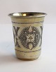 Lundin Antique 
präsentiert: 
Russland. 
Kleiner 
Silberbecher 
(84). Höhe 4,5 
cm. Durchmesser 
4 cm. 
Hergestellt 
1891