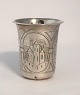 Lundin Antique 
präsentiert: 
Russland. 
Silberbecher 
(84). Höhe 7 
cm. Durchmesser 
6 cm. 
Hergestellt 
1895