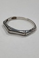 Danam Antik 
præsenterer: 
Moderne 
Armbånd i 
Sterling Sølv 
fra Peter Ernst 
Ravbutikken