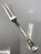 Antik Huset 
presents: 
Orchid / 
Orkide Frying 
Fork in Silver
Length 21.1 cm