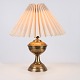 Osted Antik & Design präsentiert: Messinglampe mit Weißem Schirm aus den 1930er Jahren