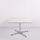 Osted Antik & Design präsentiert: Couchtisch von Arne Jacobsen und Piet Hein mit weißer Laminatplatte und ...