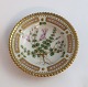 Lundin Antique präsentiert: Royal Copenhagen Flora Danica. Butter Teller. Design Nr. 3501. Durchmesser 7,5 cm. ...