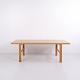 Osted Antik & Design präsentiert: Rechteckiger Couchtisch aus massiver Eiche dänisches Design aus den 1970er ...