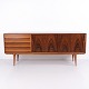 Osted Antik & Design präsentiert: Gunni Omann Sideboard Modell 18 aus Palisander für Omann Jun. Møbelfabrik ...