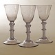 Aabenraa Antikvitetshandel präsentiert: Satz von drei Nøstetangen Chrystal Desert Gläser um 1750. H: 15,7cm