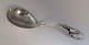 Lundin Antique präsentiert: Georg Jensen. Sterlingsilber (925). Dekoratives Besteck Nr. 141. Servierlöffel. ...