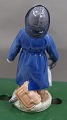 Royal Copenhagen Porzellan Figur Nr. 3556, Junge mit Regenschirm