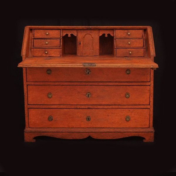 A 18th century red decorated bureau. Denmark circa 1760. H: 105cm. W: 119cm. D: 
88cm