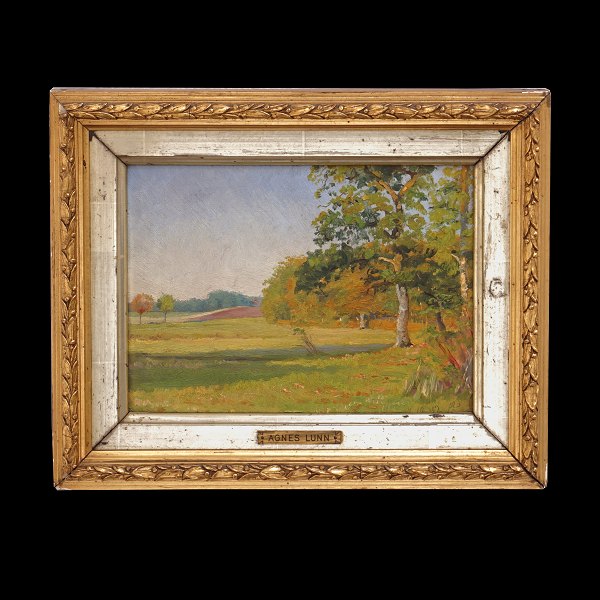 Agnes Lunn, 1850-1941, Öl auf Pappe. Landschaft. Signiert und datiert 1892. 
Lichtmasse: 14,5x20,5cm. Mit Rahmen: 23x29cm