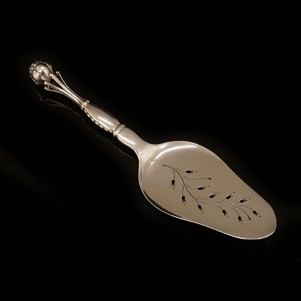 Georg Jensen Ornamental serveringsspade i sterlingsølv. L: 26cm. V: 137gr