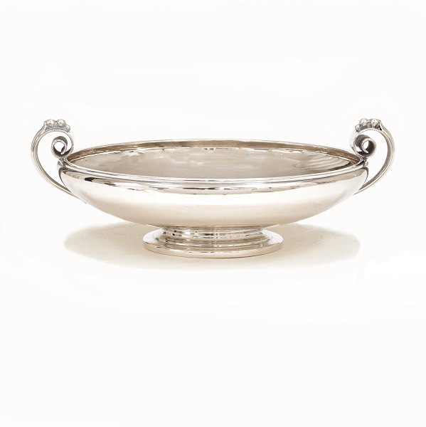 Art Deco Silver bowl. Denmark 1937. H: 8cm. D: 20cm