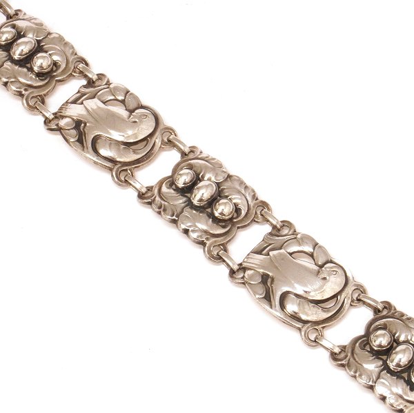 Georg Jensen Silberarmband aus der Periode 1933-44 Modell #14. Guter Zustand. L: 
19,5cm